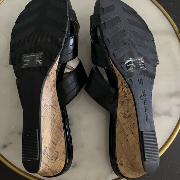 Women’s Slip Op Sandals ‘ Montego Bay Club’  Black Cork Wedge 9.5 - Picture 5 of 5